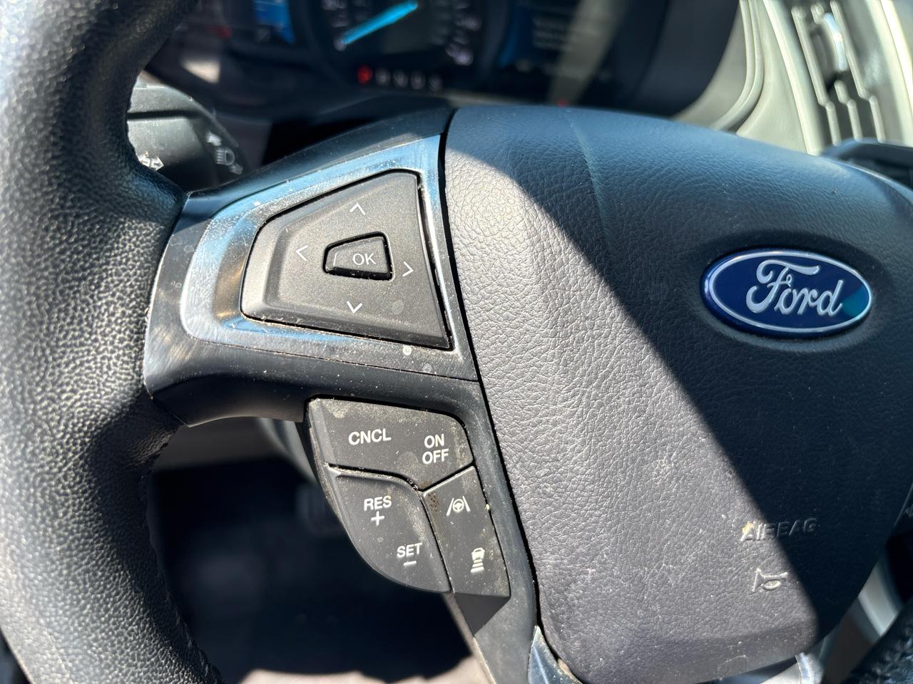 Ford Edge photo 14