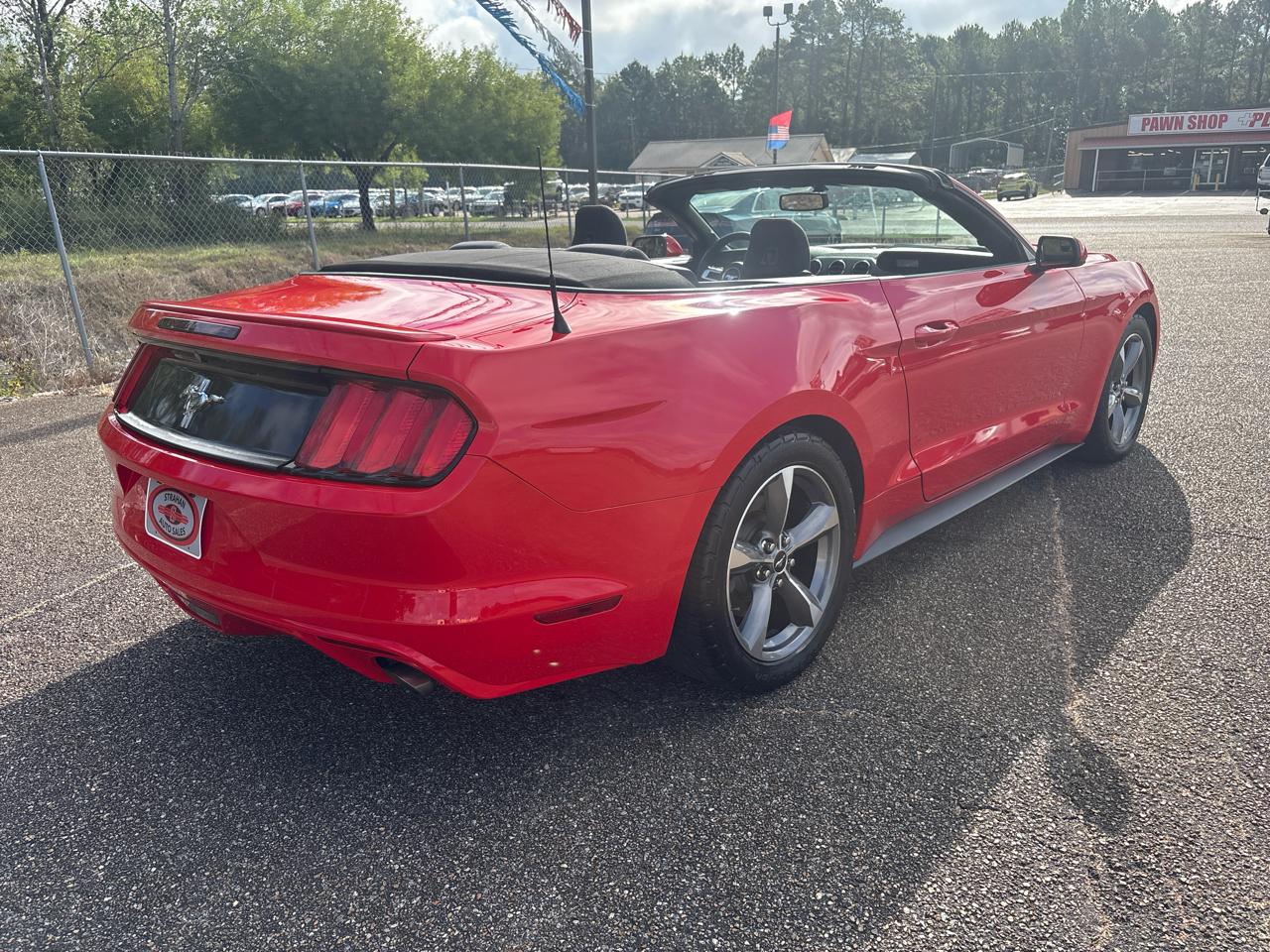 Ford Mustang photo 3