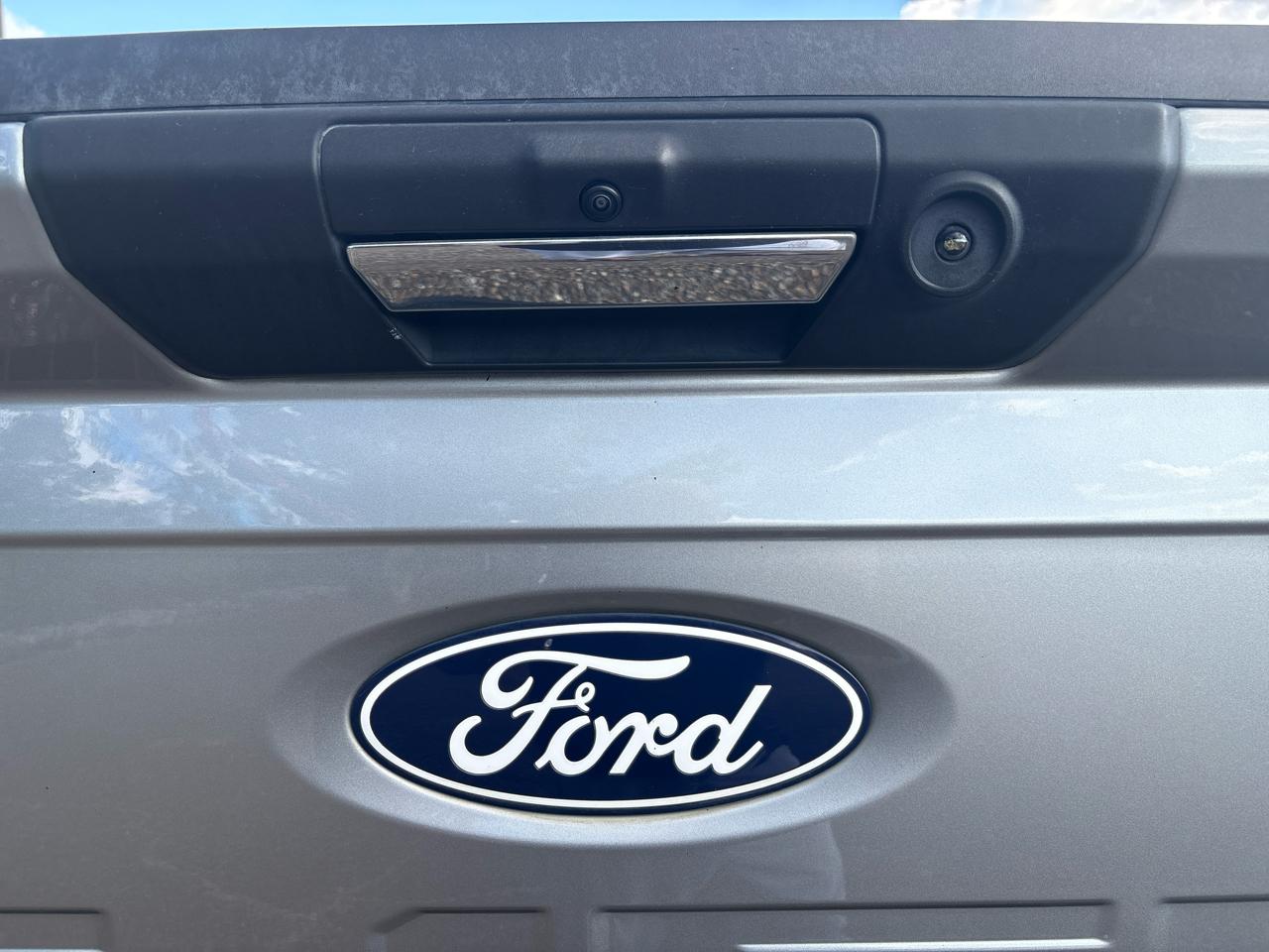 Ford F-150 photo 21