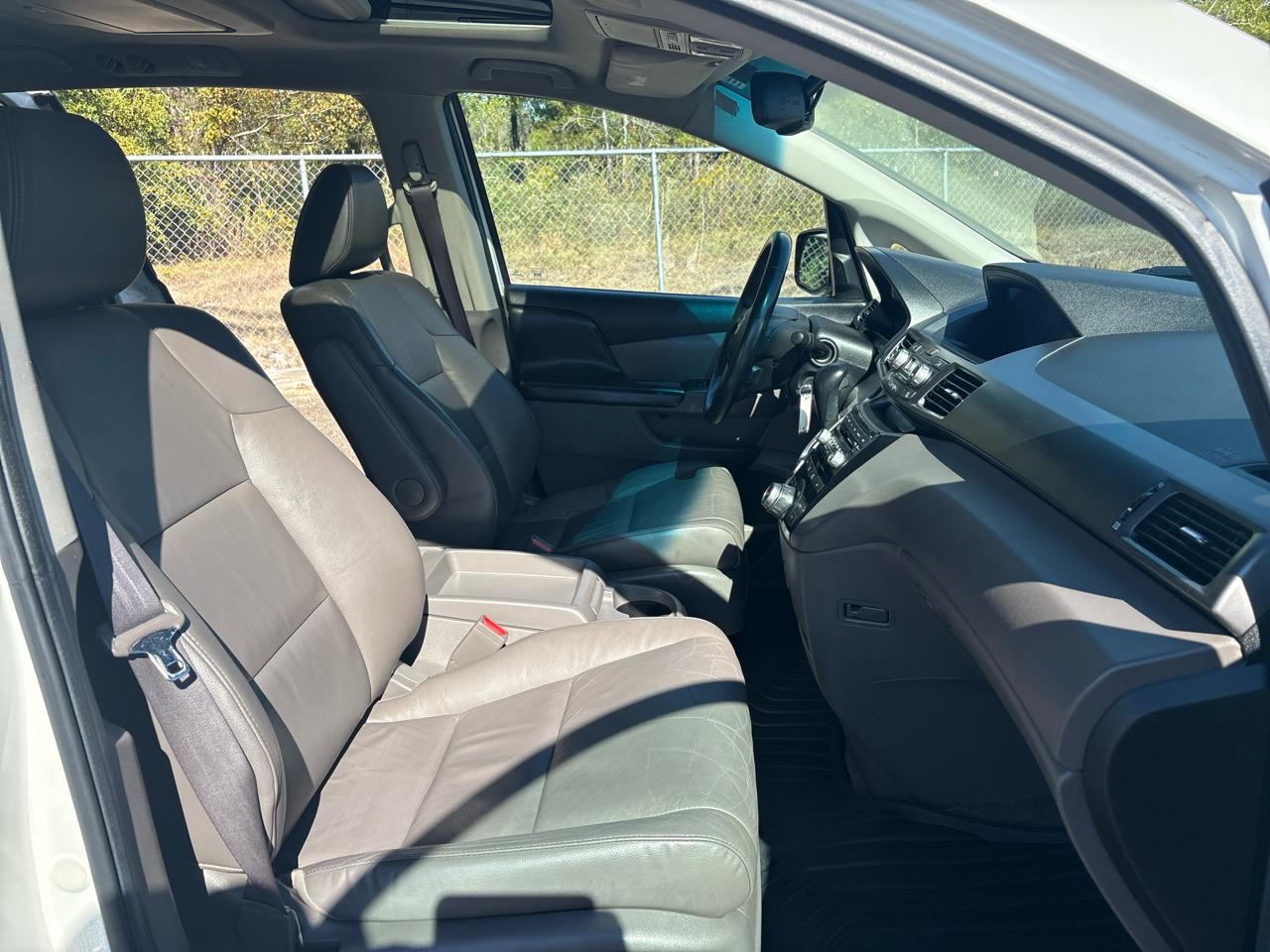 Honda Odyssey Touring 2012