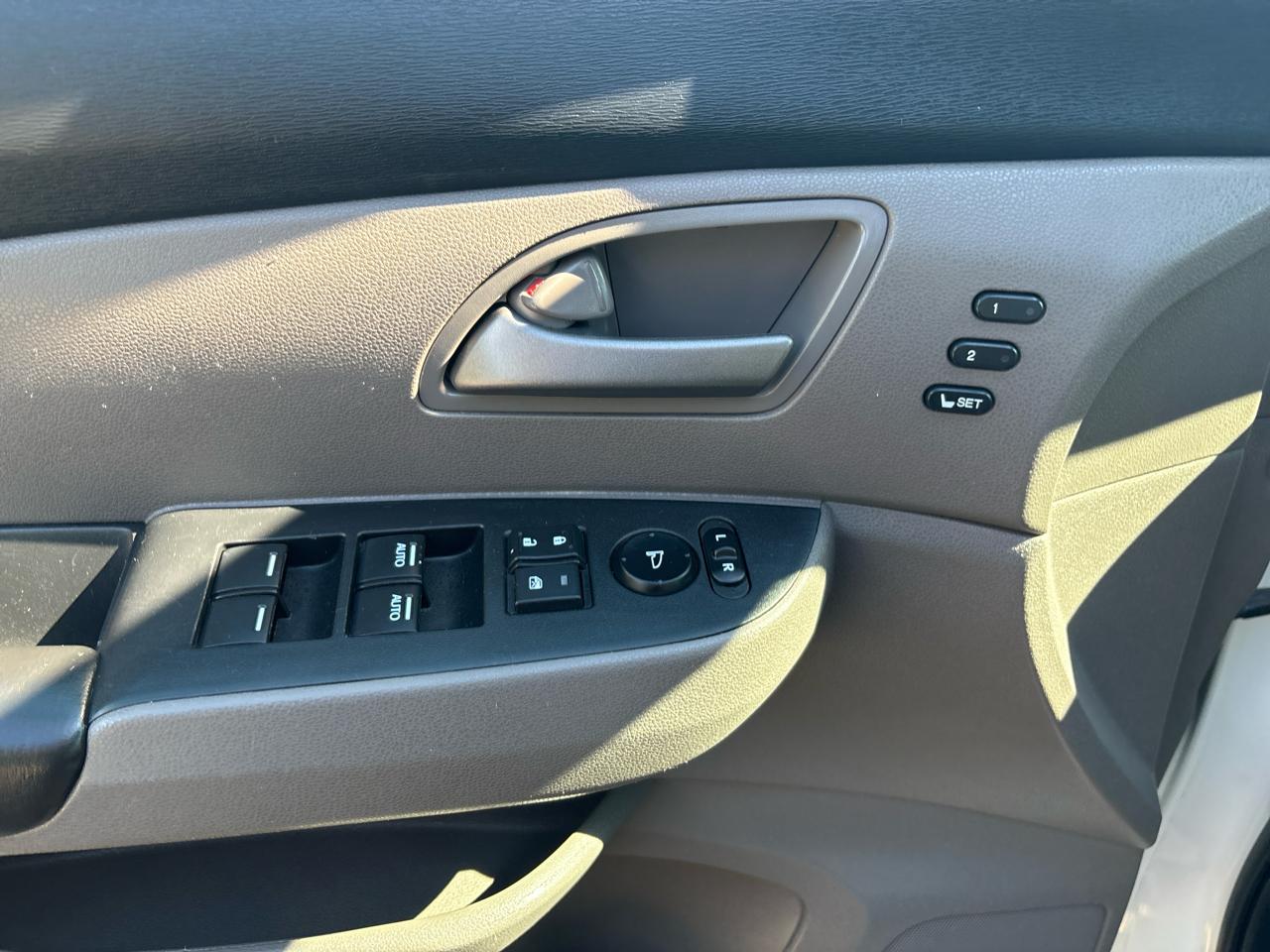 Honda Odyssey Touring 2012
