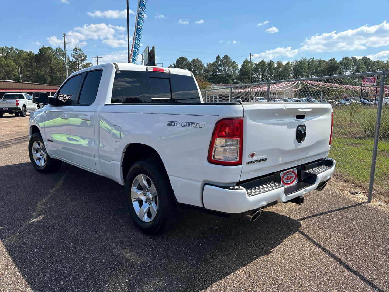 RAM 1500 Sport 4x2 Crew Cab 5'7" Box 2021
