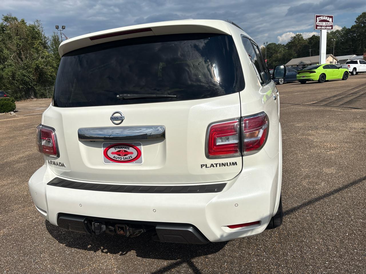 Nissan Armada Platinum AWD 2019
