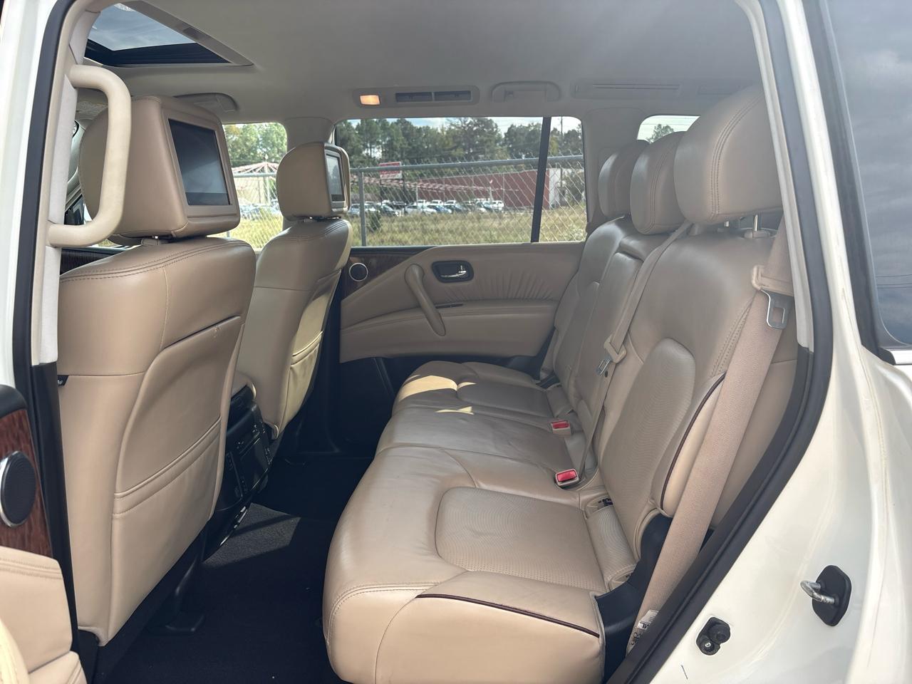 Nissan Armada Platinum AWD 2019