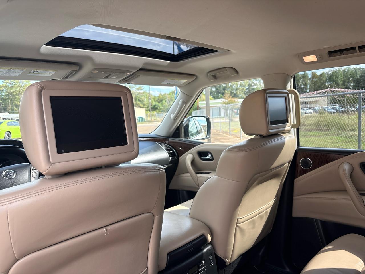 Nissan Armada Platinum AWD 2019