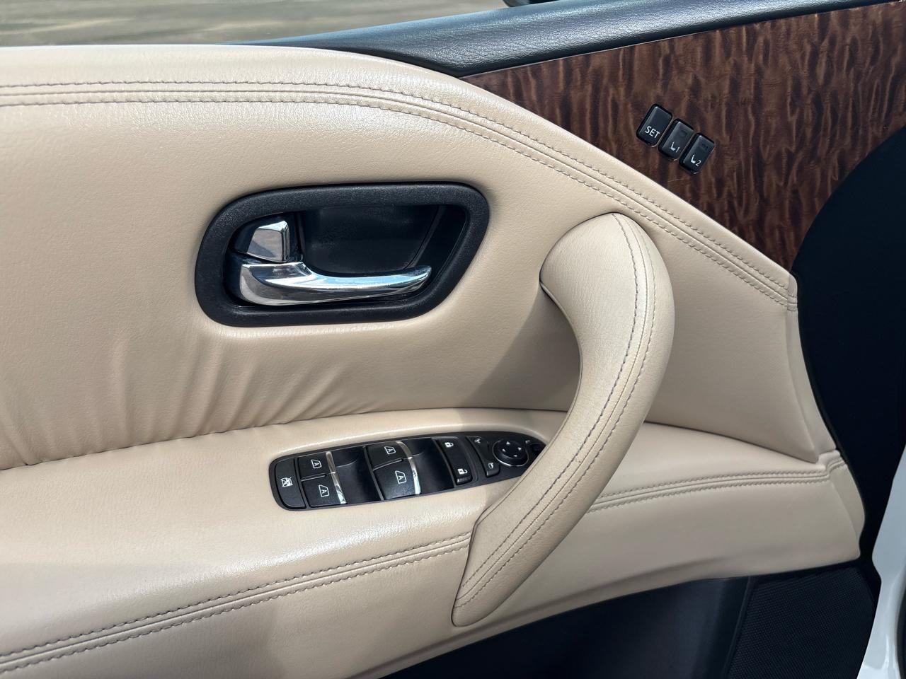 Nissan Armada Platinum AWD 2019