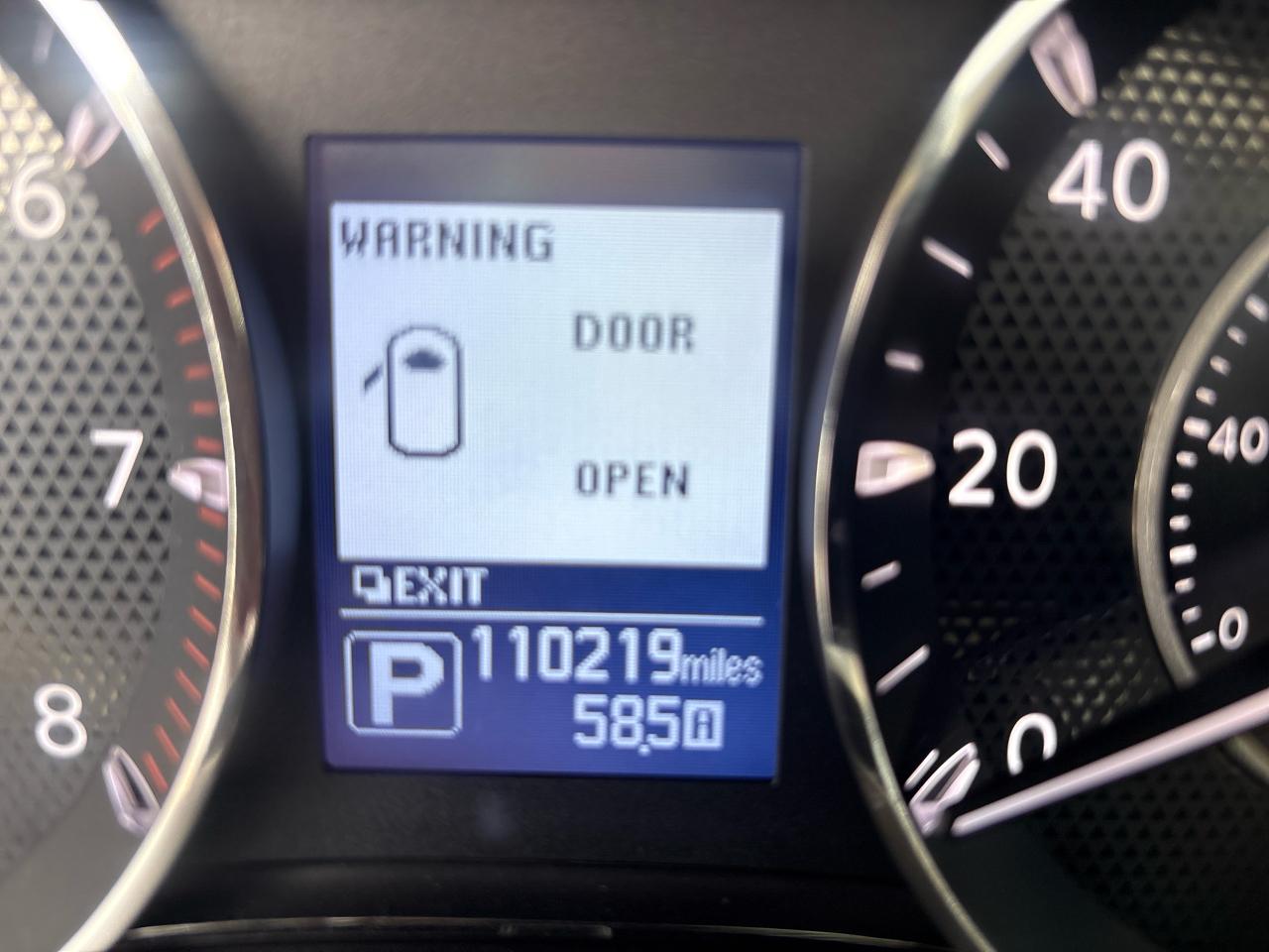 Nissan Armada Platinum AWD 2019