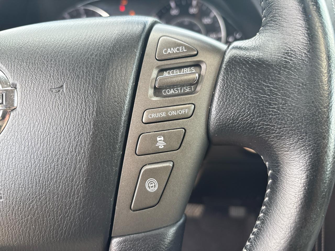 Nissan Armada Platinum AWD 2019
