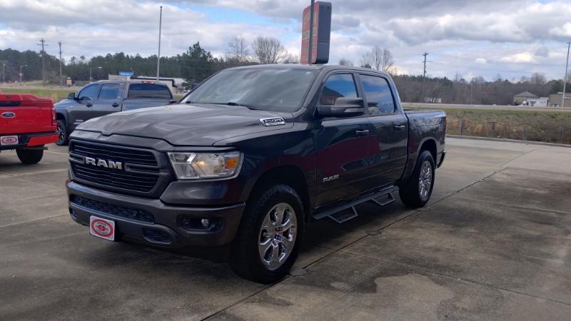 RAM 1500 Big Horn Crew Cab SWB 4WD 2020