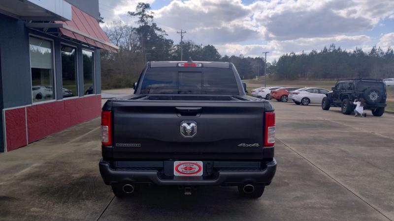 RAM 1500 Big Horn Crew Cab SWB 4WD 2020