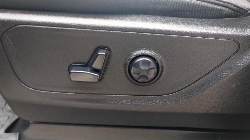 RAM 1500 Big Horn Crew Cab SWB 4WD 2020