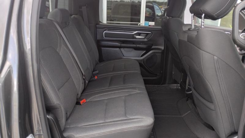 RAM 1500 Big Horn Crew Cab SWB 4WD 2020