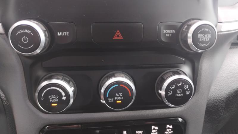 RAM 1500 Big Horn Crew Cab SWB 4WD 2020