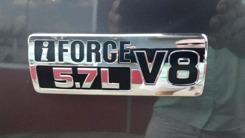 Toyota Tundra SR5 5.7L V8 FFV CrewMax 4WD 2018