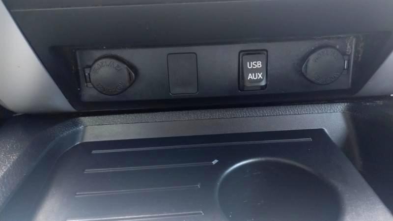 Toyota Tundra SR5 5.7L V8 FFV CrewMax 4WD 2018