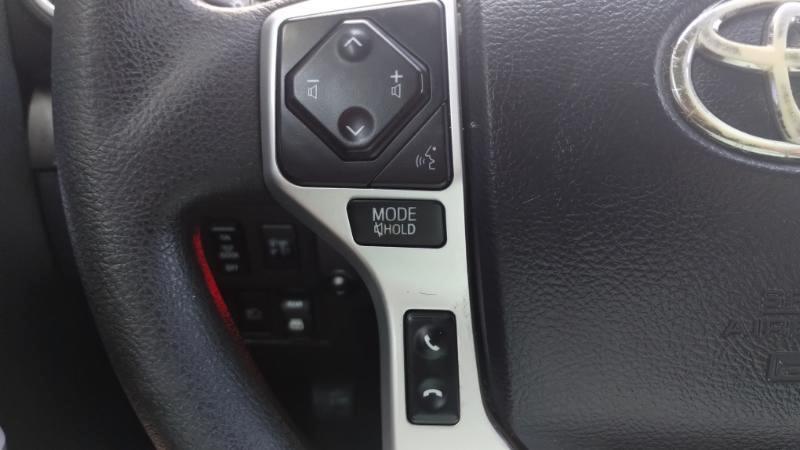 Toyota Tundra SR5 5.7L V8 FFV CrewMax 4WD 2018