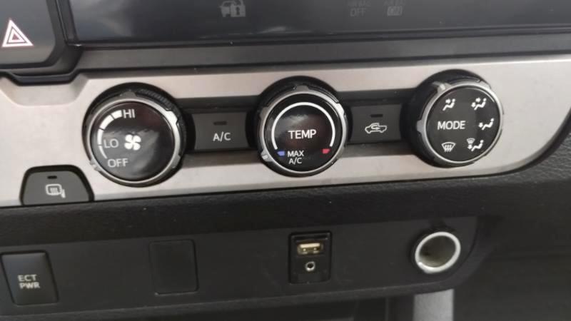 Toyota Tacoma SR5 Access Cab V6 6AT 2WD 2016