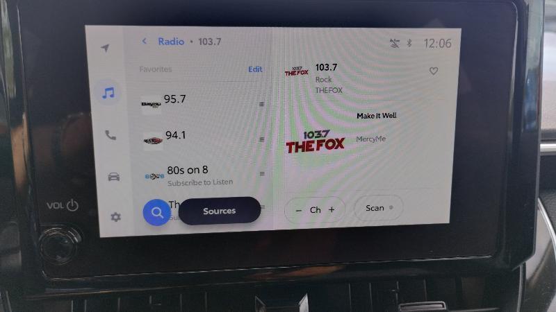 Toyota Corolla LE 2024