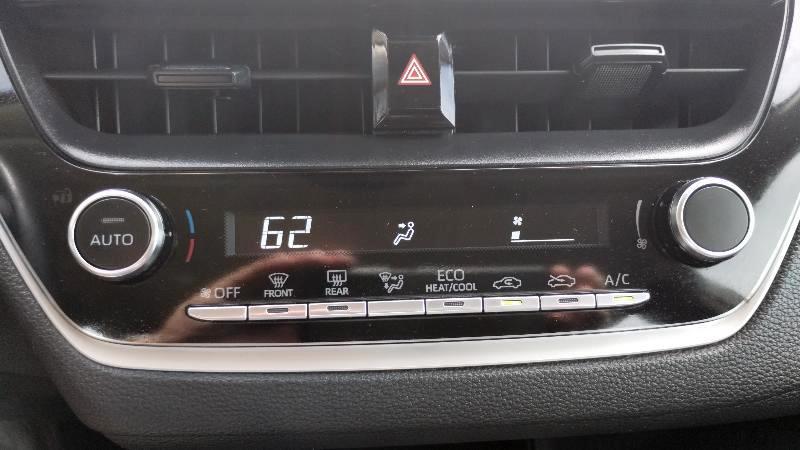 Toyota Corolla LE 2024