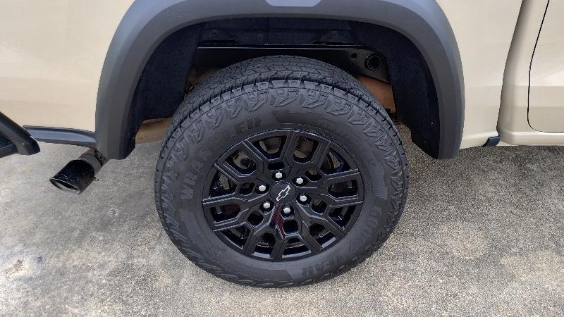 Chevrolet Colorado Trail Boss Crew Cab 4WD 2023