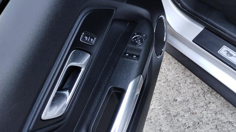 Ford Mustang EcoBoost Coupe 2019