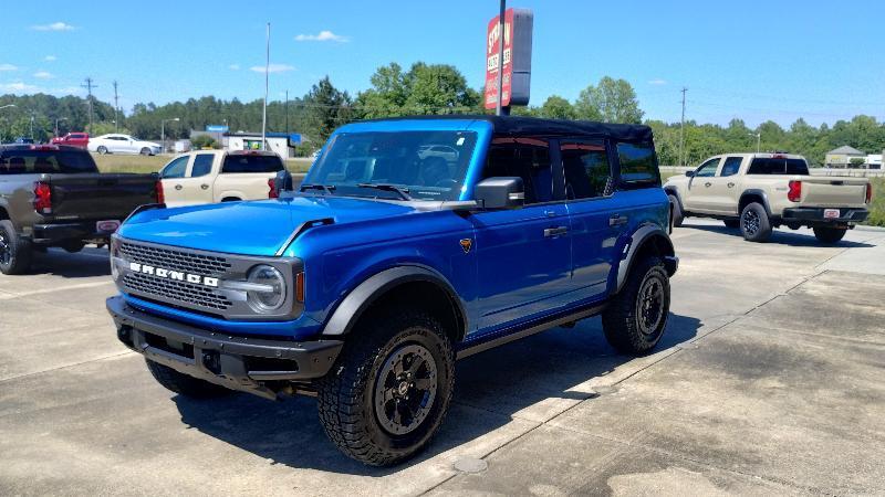 Ford Bronco Base 4-Door w/Advanced 2022