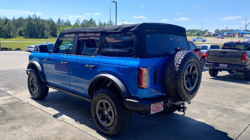 Ford Bronco Base 4-Door w/Advanced 2022
