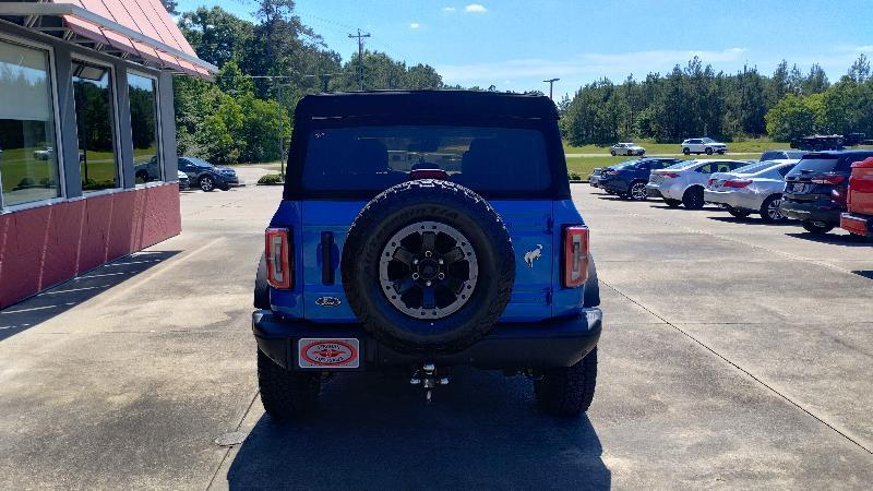 Ford Bronco Base 4-Door w/Advanced 2022