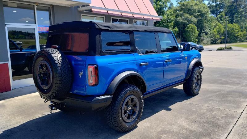 Ford Bronco Base 4-Door w/Advanced 2022