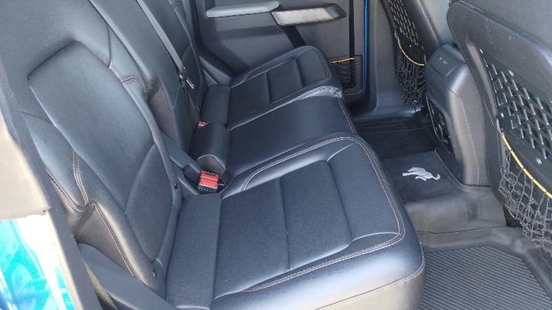 Ford Bronco Base 4-Door w/Advanced 2022