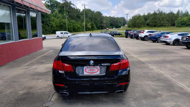 BMW 5-Series 550i 2015