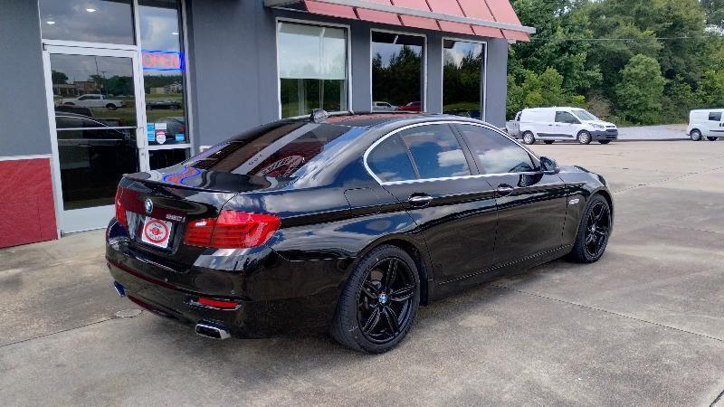 BMW 5-Series 550i 2015