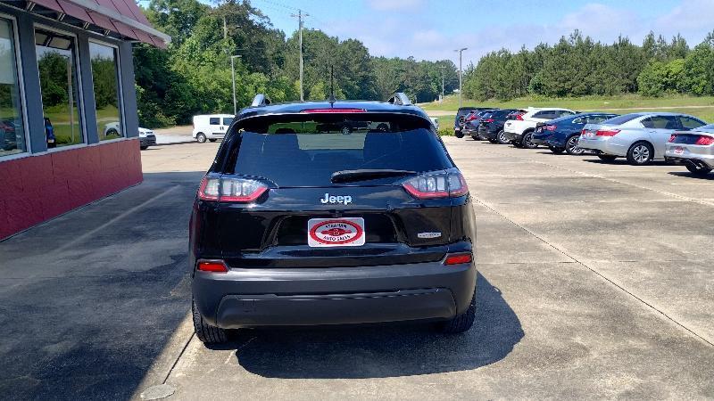 Jeep Cherokee Latitude FWD 2019