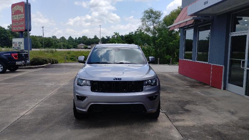 Jeep Grand Cherokee Laredo 4WD 2018