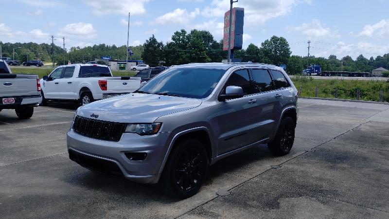 Jeep Grand Cherokee Laredo 4WD 2018