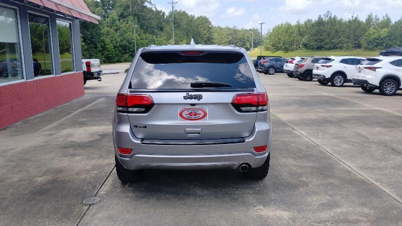 Jeep Grand Cherokee Laredo 4WD 2018