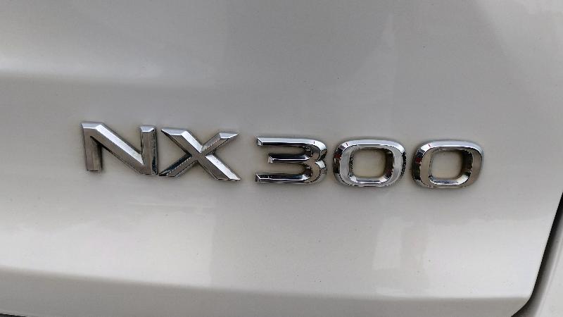 Lexus NX 300 Base 4D SUV FWD 2018