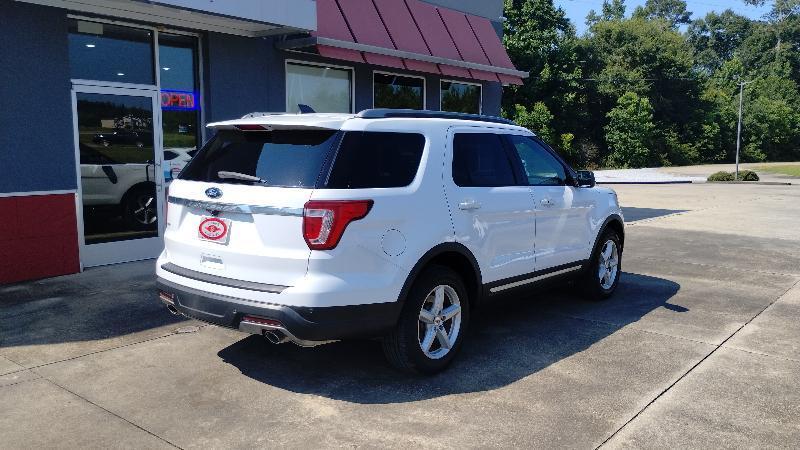 Ford Explorer XLT FWD 2018