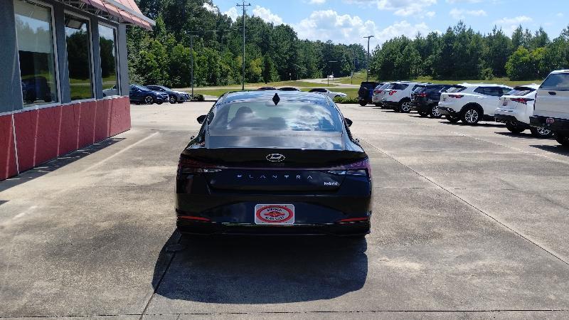 Hyundai Elantra Limited Hybrid 2021