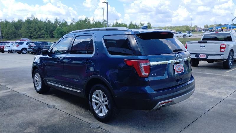 Ford Explorer XLT FWD 2017