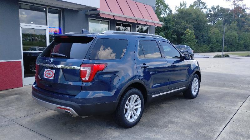 Ford Explorer XLT FWD 2017