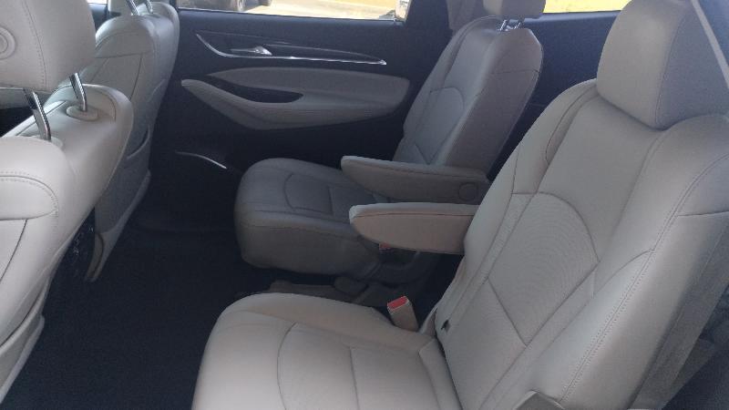 Buick Enclave Essence FWD 2019