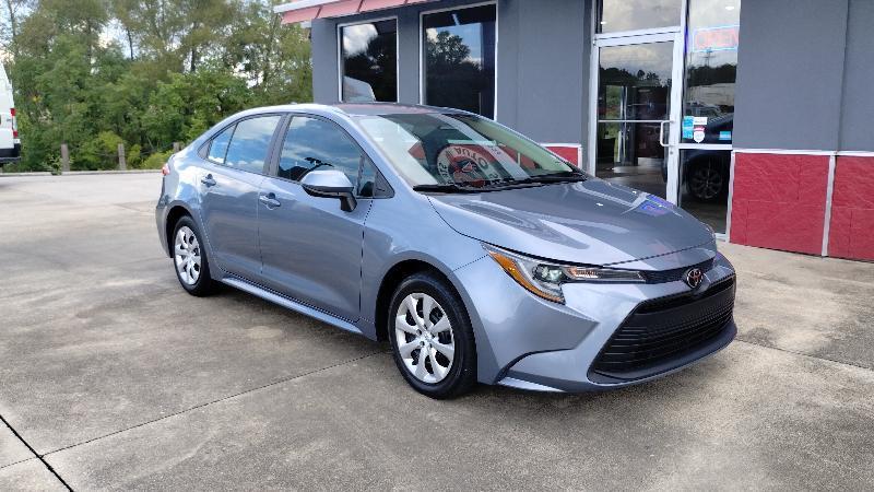 Toyota Corolla LE 2024