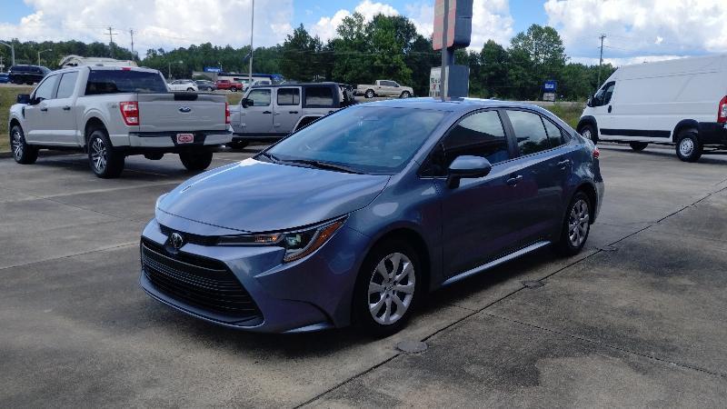 Toyota Corolla LE 2024