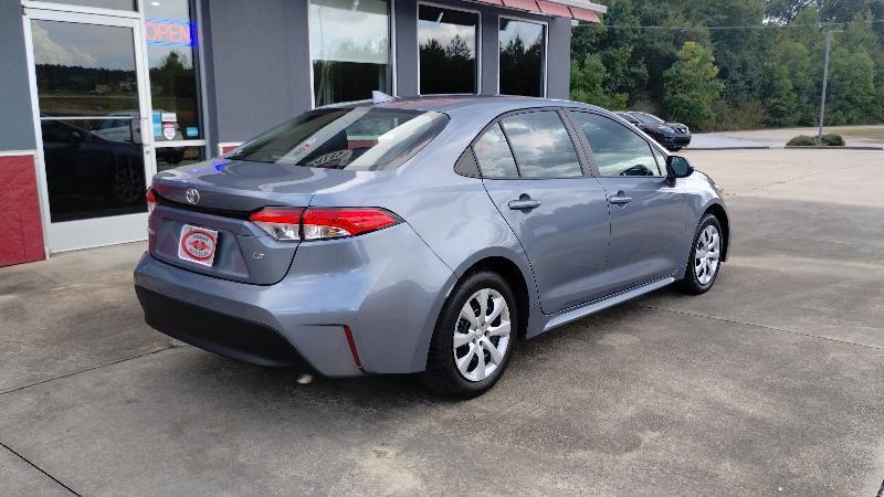 Toyota Corolla LE 2024