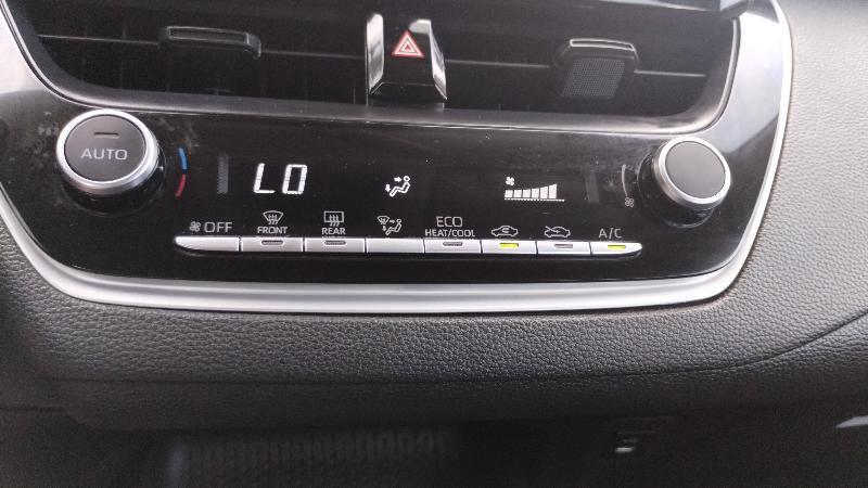 Toyota Corolla LE 2024