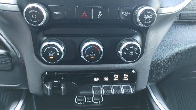 RAM 2500 4WD Crew Cab 149" Big Horn 2023
