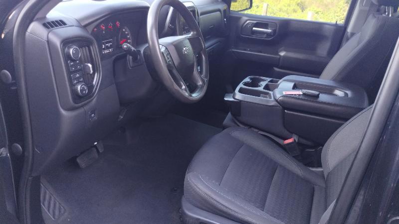 Chevrolet Silverado 1500 Trail Boss Custom Crew Cab 4WD 2023