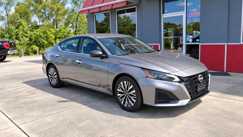 Nissan Altima 2.5 SV 2024