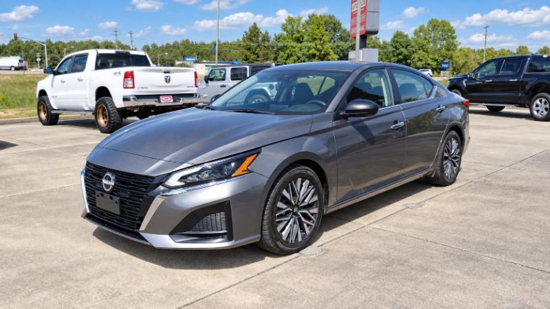 Nissan Altima 2.5 SV 2024